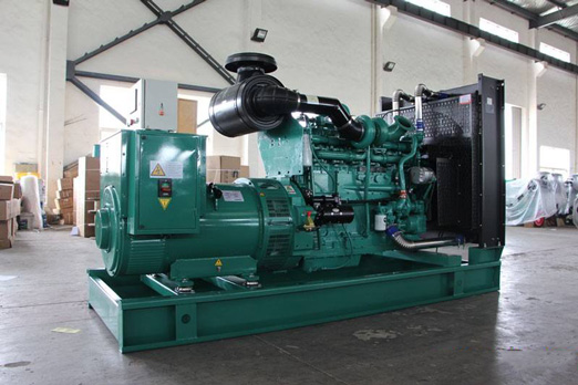 前进320kw康明斯柴油发电车出租组图片 前进320kw康明斯柴油发电车出租组图片